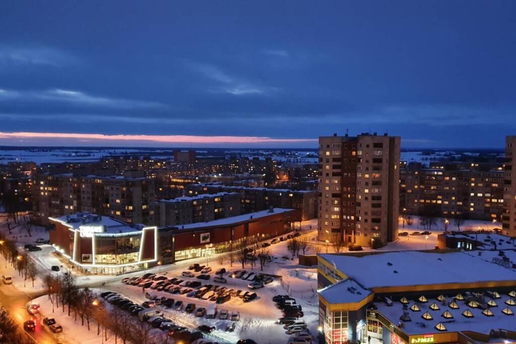 Lyra63 Large 80Sq M Top 14 Floor Šiauliai Exteriér fotografie