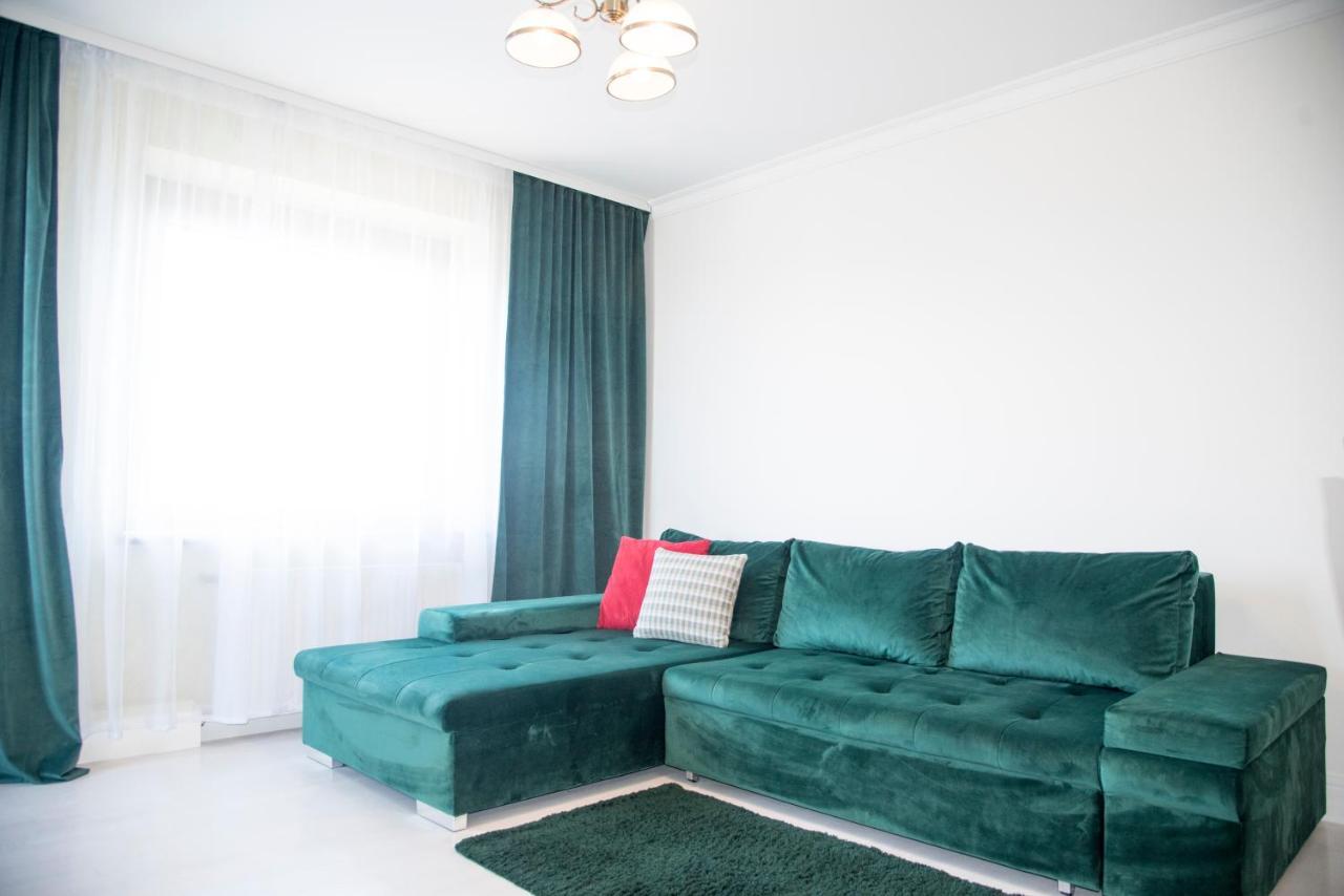 Lyra63 Large 80Sq M Top 14 Floor Šiauliai Exteriér fotografie
