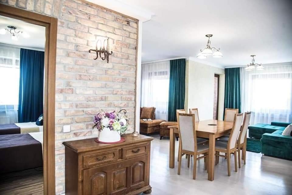 Lyra63 Large 80Sq M Top 14 Floor Šiauliai Exteriér fotografie