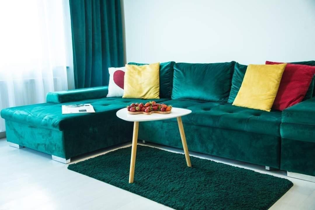 Lyra63 Large 80Sq M Top 14 Floor Šiauliai Exteriér fotografie